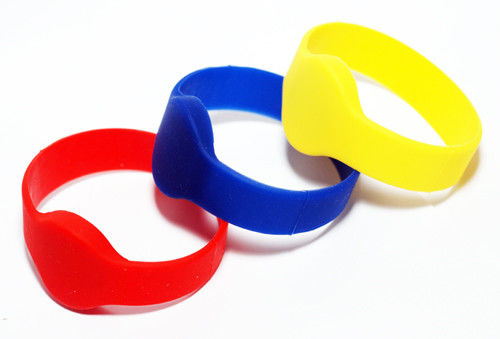 シリコン RFID アクセス コントロール 腕帯 防水 RFID NFC ブレスレット ロゴプリント