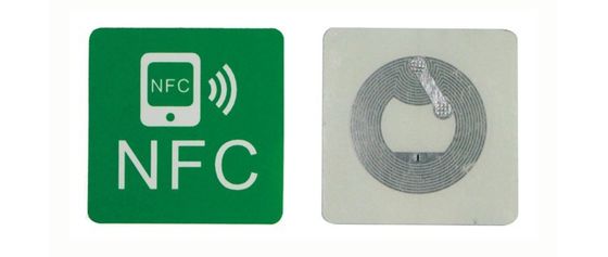 OEM 213チップ プラスチックパトロール RFID NFC タグステッカー 13.56mhz 防水