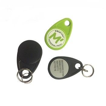 OEM プラスチック 消極型 RFID キーフォブ タグ 1-6cm 読み取り距離 ISO14443A 標準
