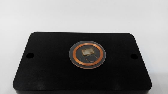 1mm 厚さ パッシブ プログラム可能な RFID タグ PVC 透明 13.56MHz OEM