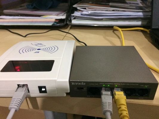 デスクトップ用 TCP RFID近接 POEカードリーダー LCD画面付きライター